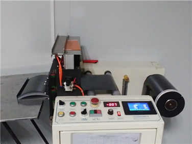 自動開料機